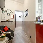 Cola Di Rienzo 4*