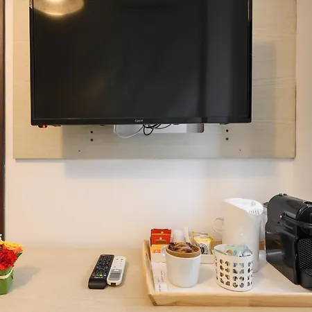 Cola Di Rienzo Suite Guest House 3*
