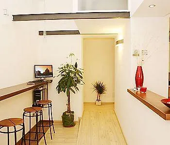 Cola Di Rienzo Suite Guest House 3*