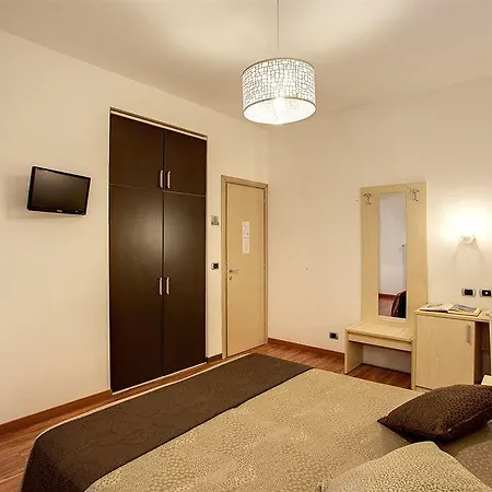 Cola Di Rienzo Suite Guest House 3*