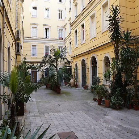 Cola Di Rienzo Suite Guest House 3*